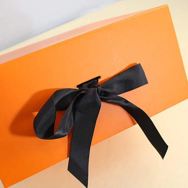 Gift Box With Magnetic Closure And Ribbon